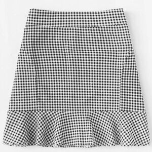 NEW SHEIN Gingham Print Ruffled Mini Skirt